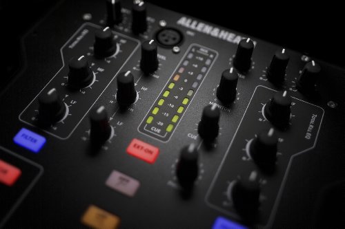 Allen & Heath Xone-23 - Console Dj 2 Voies Stereo, 2 Out Stereo