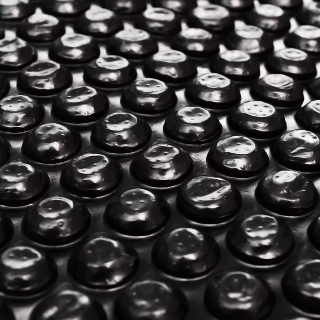 Bache Solaire A Bulles Flottant Pour Piscine 6x4m Noir Rectangulaire 90340