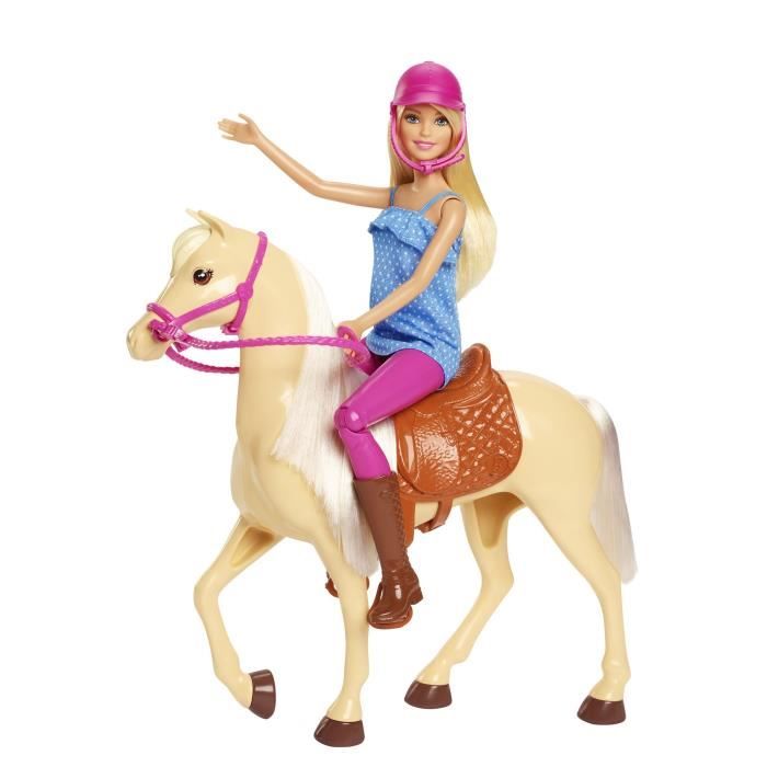 Barbie Coffret poupee Barbie avec son cheval Poupee