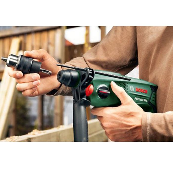 Perforateur Bosch Pbh 2500 Sre 600w 19 J 0 5100 Cpsmin Livre Avec Accessoires Et Coffret Plastique