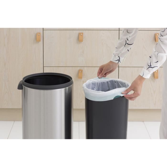 Touch Bin New 30 L Matt Steel Code G - Brabantia