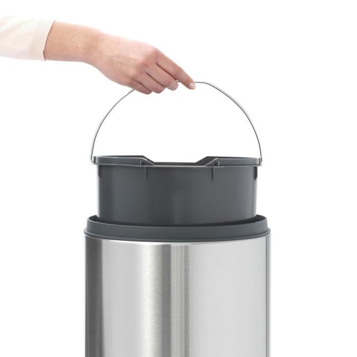 Touch Bin New 30 L Matt Steel Code G - Brabantia