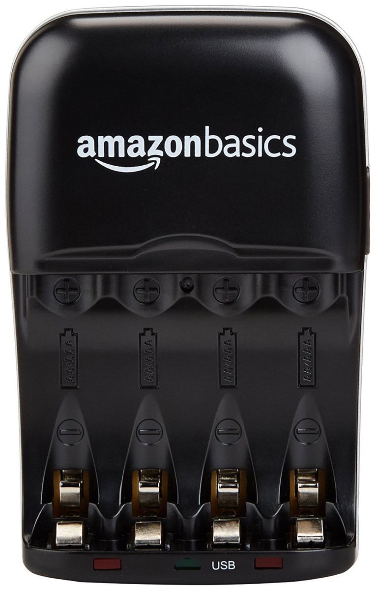 AmazonBasics Chargeur de piles Ni-MH AA et AAA avec port USB