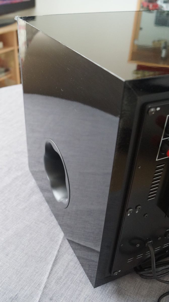 Caisson De Basses Yamaha Nssw300 250w Bass Reflex Noir Piano Entree De Ligne Audio