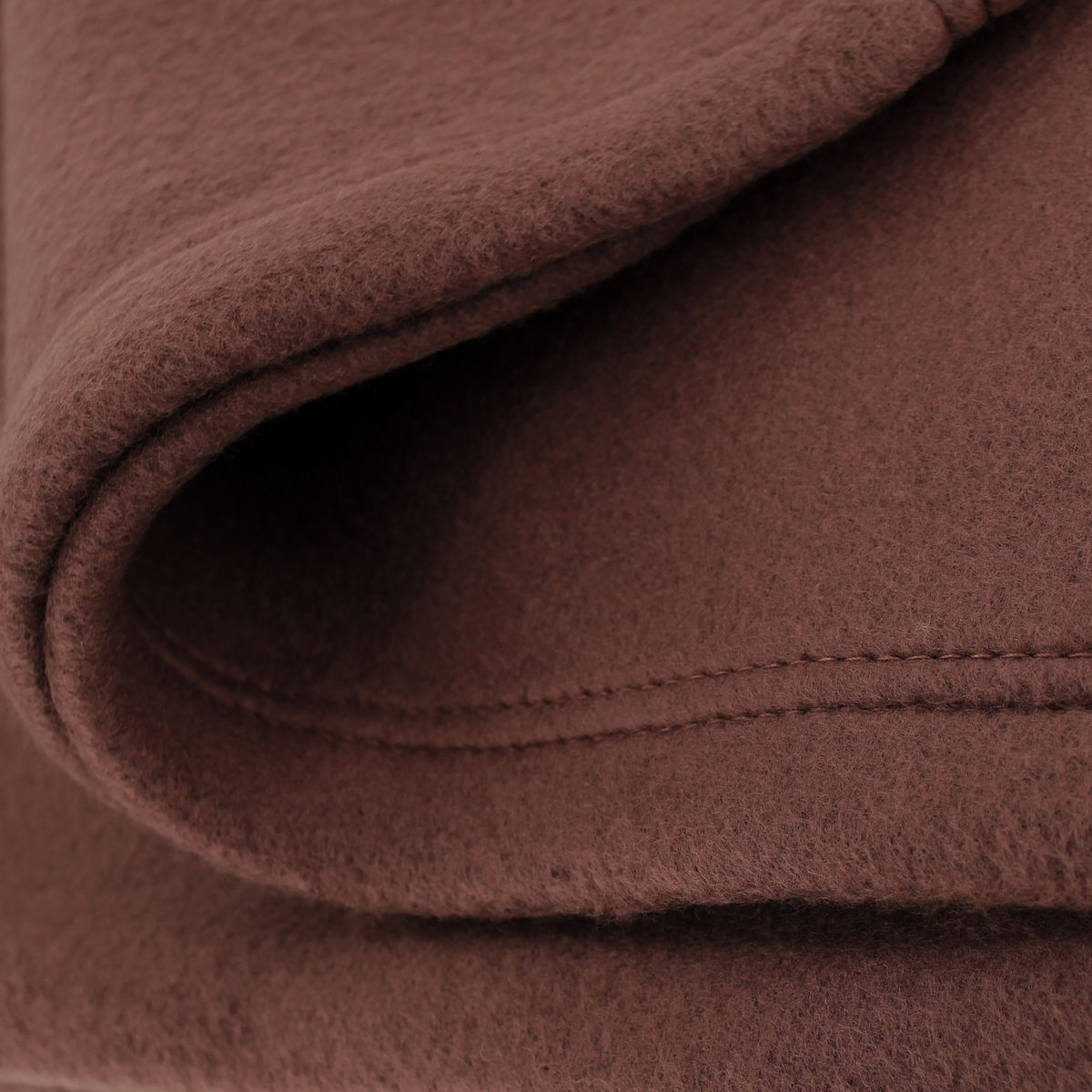 Couverture polaire 220x240 cm Isba marron Chocolat 100% Polyester 320 g/m2 traite non-feu