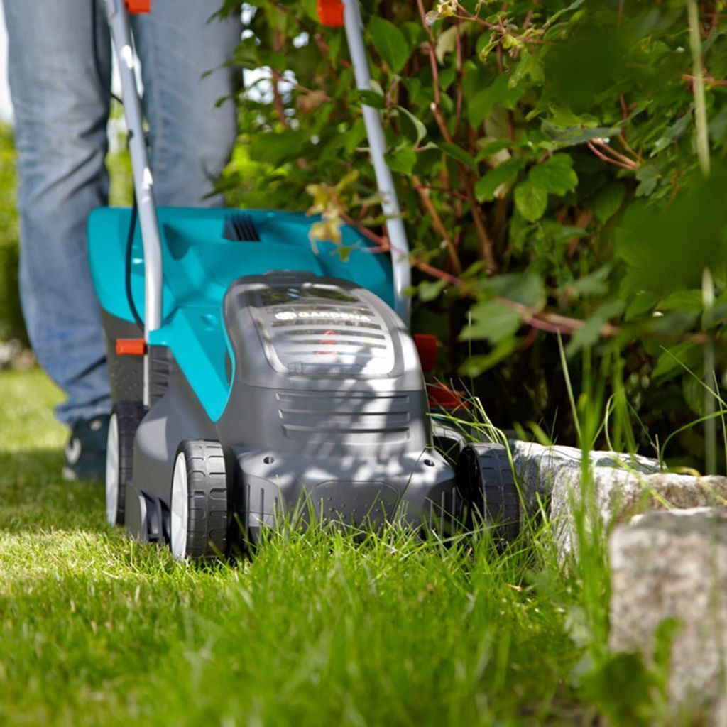 Tondeuse A Gazon Sur Batterie Gardena 40v - Coupe 32 Cm - Bac 30l - Pour Pelouse 280 M²