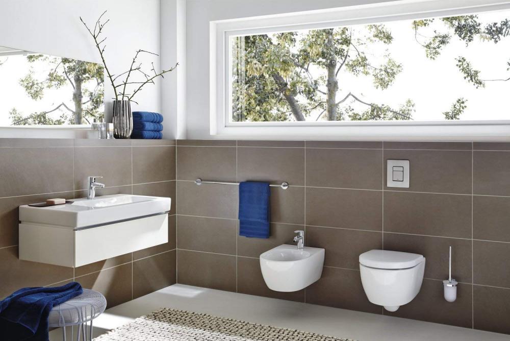 Eurostyle Cosmopolitan Grohe 33565002 Chrome, Avec Vidage
