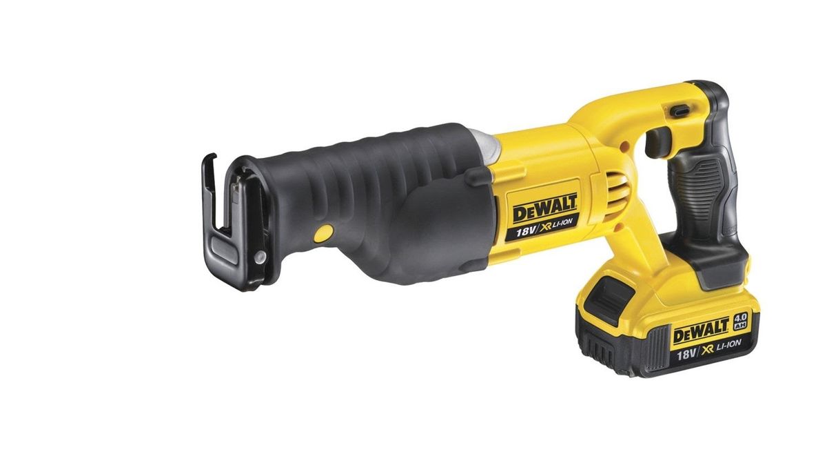 Scie Sabre Dewalt Dcs380m2 18v Li-ion Xr / 4ah - Coupe Rapide Jusqu'a 135mm - Batterie Fournie