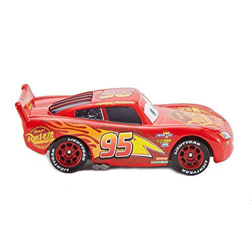 Cars 3 - Vehicule Flash McQueen (DXV32)