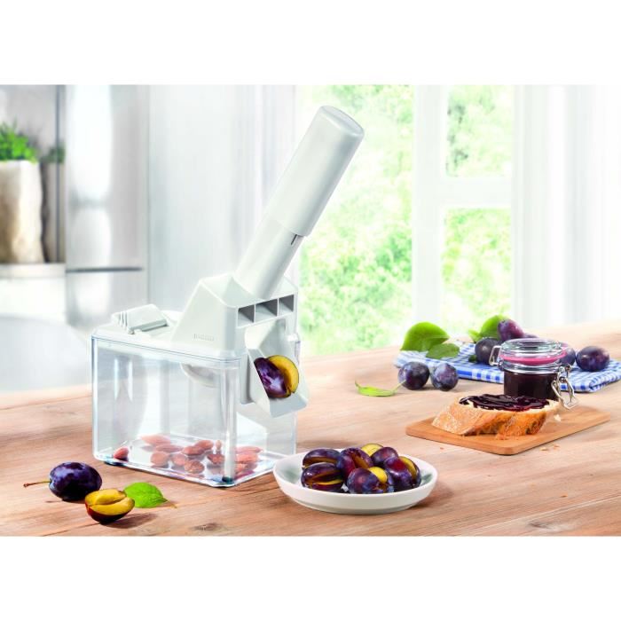 Denoyauteur A Prunes Leifheit 37300 Denoyauteur Automatique Avec Lame En Acier Inox De Haute Qualite Utilisation Rapide Et Simple