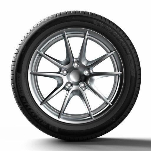 Pneu Michelin 245/45r18 100w Primacy 4 Xl
