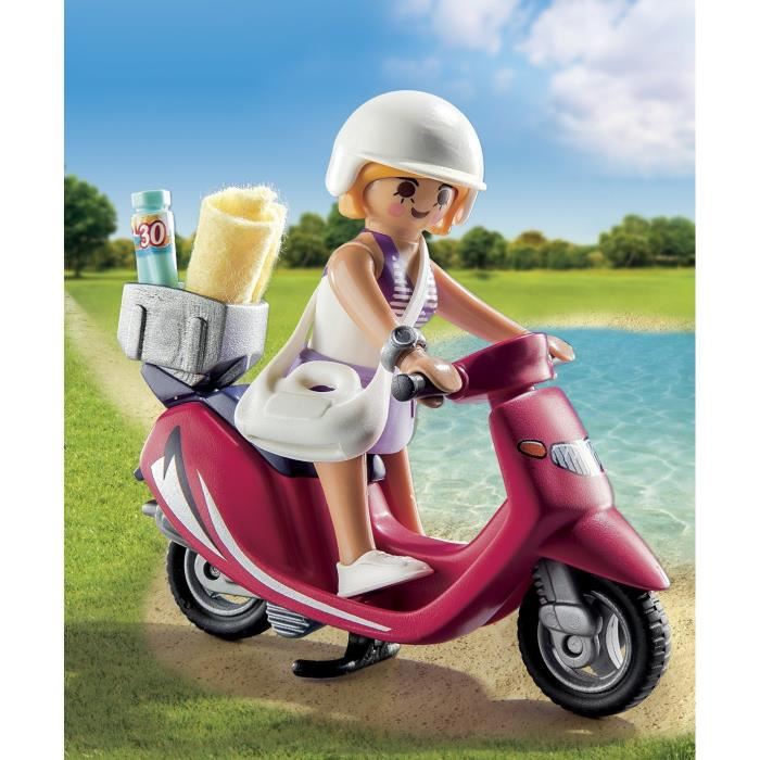 Playmobil - Vacanciere Avec Scooter - Special Plus - Accessoires Inclus