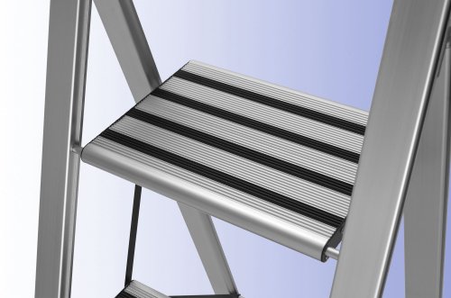 Escabeau - Wenko - 4 Marches - Aluminium - Capacite 150 Kg - Leger Et Transportable